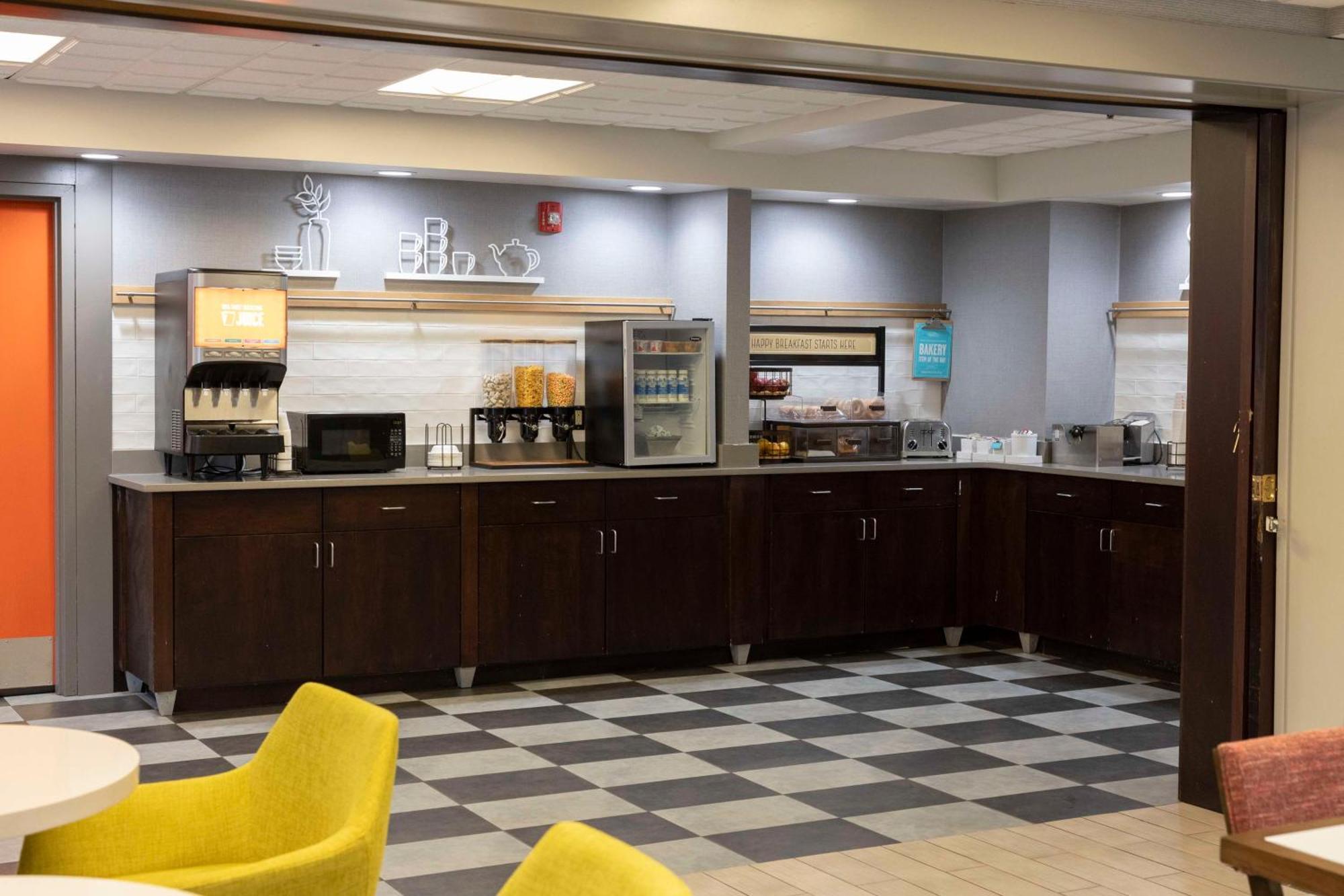 Hampton Inn Kent/Akron Area Eksteriør bilde
