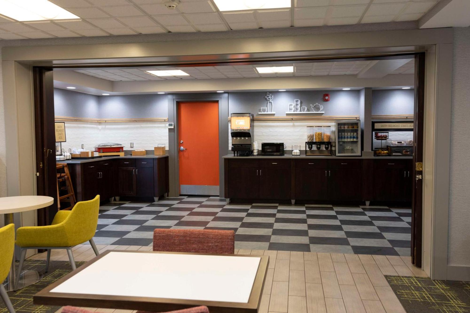 Hampton Inn Kent/Akron Area Eksteriør bilde