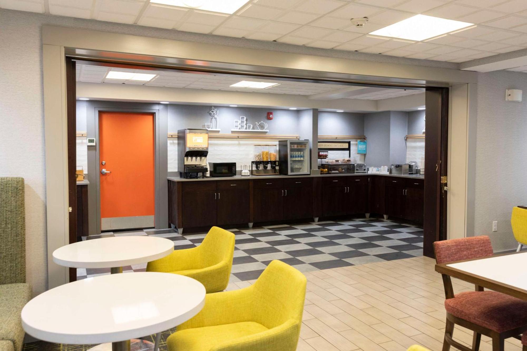 Hampton Inn Kent/Akron Area Eksteriør bilde